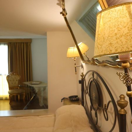 Hotel Al Castello Pomezia Esterno foto